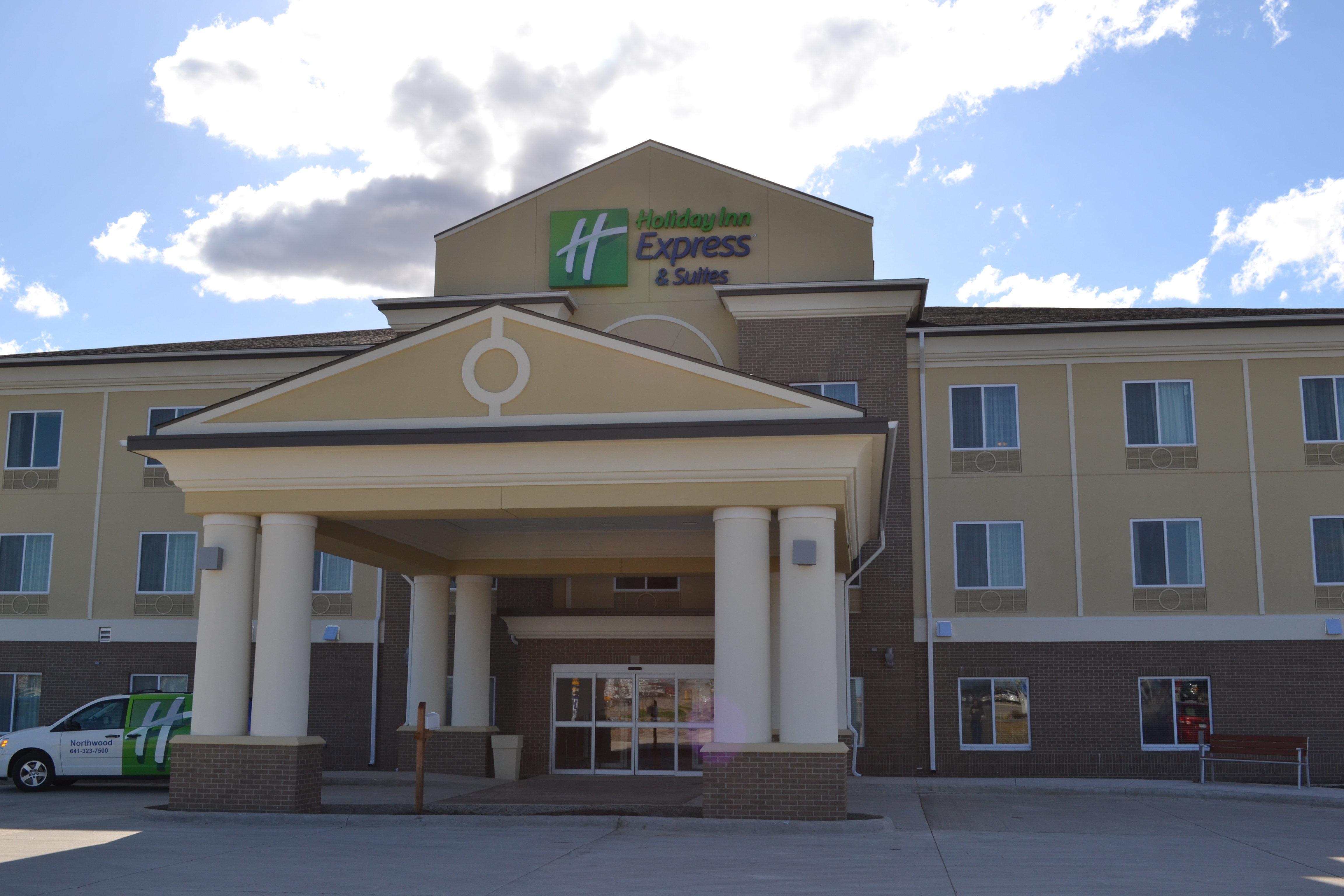 Holiday Inn Express & Suites Northwood, An Ihg Hotel Ngoại thất bức ảnh